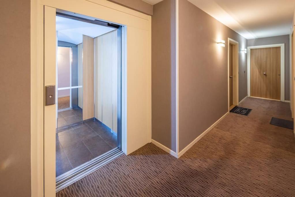 דירות לינגולשהים L'Excellence-8Min Aeroport-Terrasse-Parking Prive מראה חיצוני תמונה